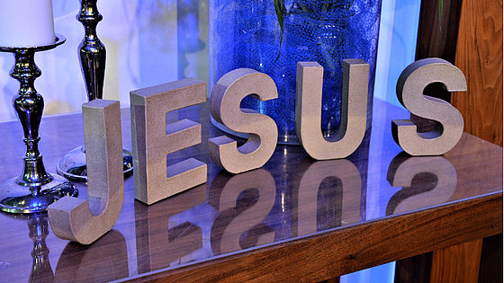 Das Leben in Hingabe für Jesus leben. Das drückt sich in der jährlichen Liste der Dienstzuweisungen aus – gemeinsam: Gemeinden und die ihnen zugewiesenen Personen.