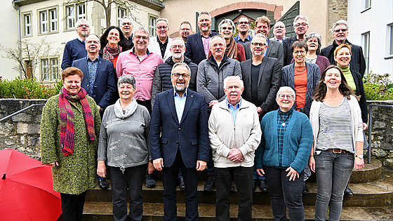 Der für Deutschland zuständige Kirchenvorstand der Evangelisch-methodistischen Kirche traf sich letztmalig »in großer Runde« in Oberzell am Main in der Nähe von Würzburg. Künftig ist das Gremium nur noch halb so groß.