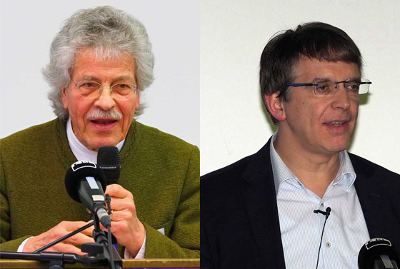 Die Professoren Walter Sparn (Erlangen, links) und Albert Newen (Bochum) beim Symposium des Arbeitskreises »Naturwissenschaft und Glaube« in Würzburg
