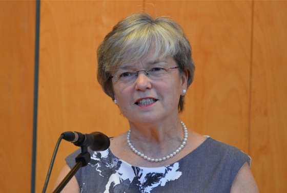 »… die in Jesus Christus bestehende Einheit sichtbar zu machen …« Ulrike Schuler, Professorin für Kirchengeschichte, Methodismus und Ökumenik an der Theologischen Hochschule Reutlingen