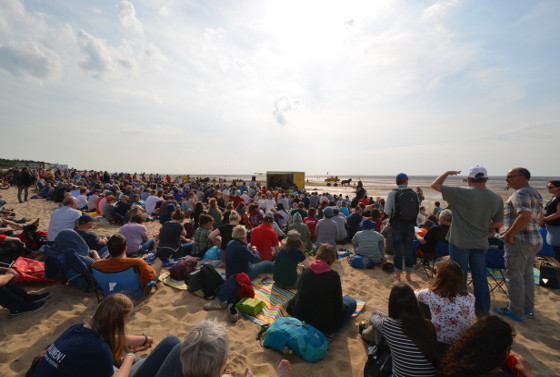 Beeindruckende Kulisse für einen Open-Air-Gottesdienst: Der Strand am Cuxhavener Wattenmeer