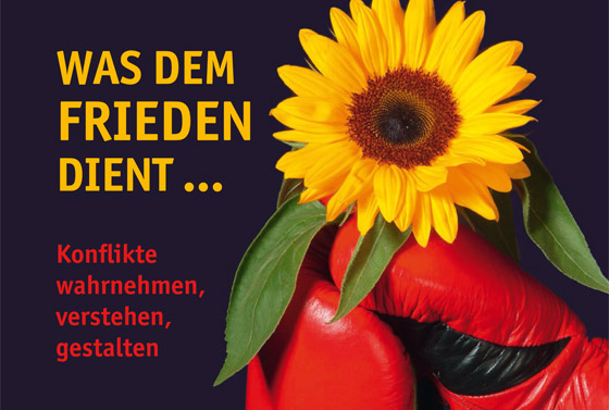 Boxhandschuh und Sonnenblume – der Titel des Konferenzprogramms setzt das Thema »Was dem Frieden dient« gelungen ins Bild.