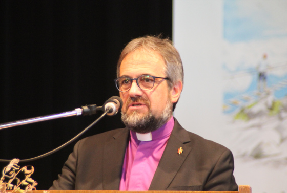 Bischof Harald Rückert bei seiner Predigt im Abschlussgottesdienst.