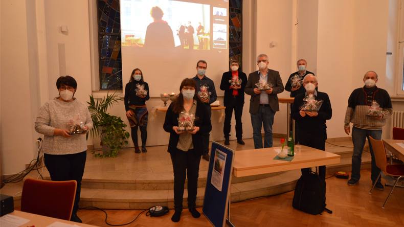 Der Gemeinschaftsbund der Evangelisch-methodistischen Kirche wurde am 13. Februar im hessischen Braunfels gegründet. Das Bild zeigt den Dank an das Organisationsteam der Gründungsversammlung.