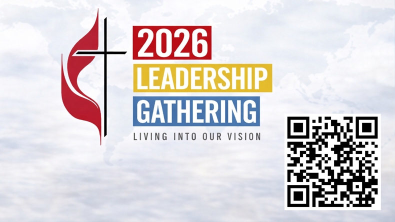 Links das Logo der EmK: Kreuz und Flamme. In der Mitte der englische Text »2026 Leadership Gathering – Living Into Our Vision«. Rechts ein QR-Code. Im Hintergrund kaum erkennbar eine Weltkarte.